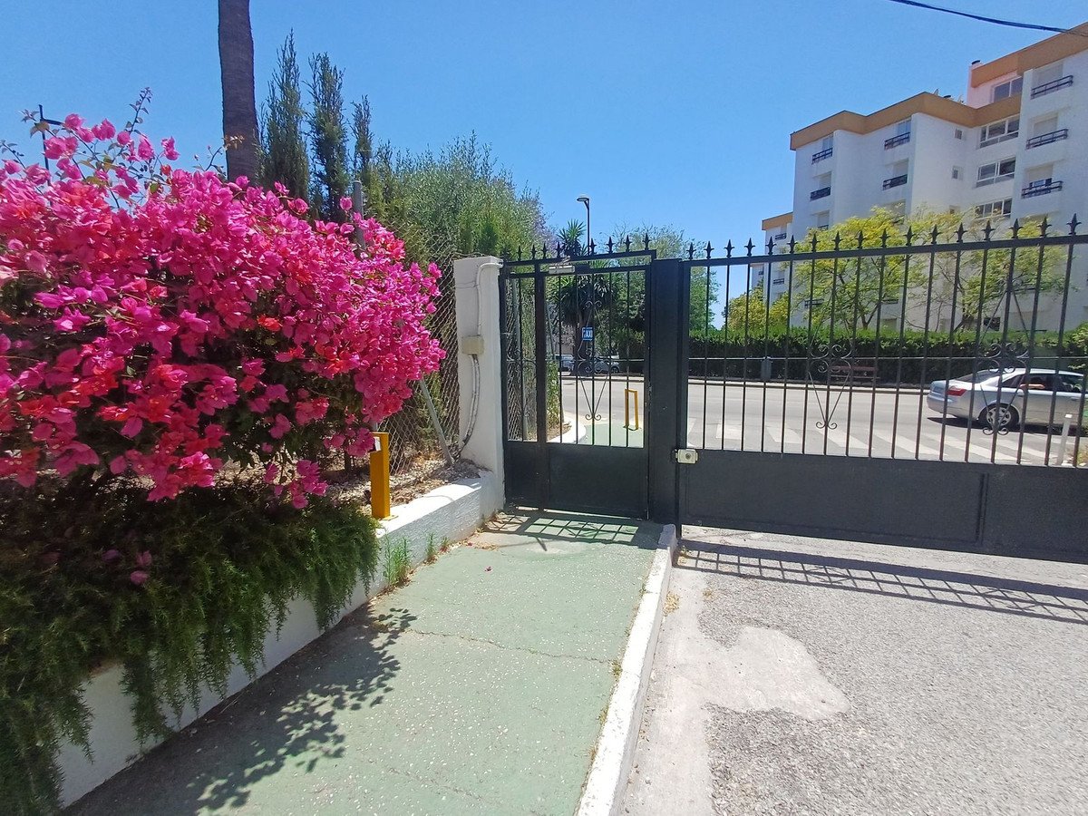 3 Bed Penthouse in La Campana