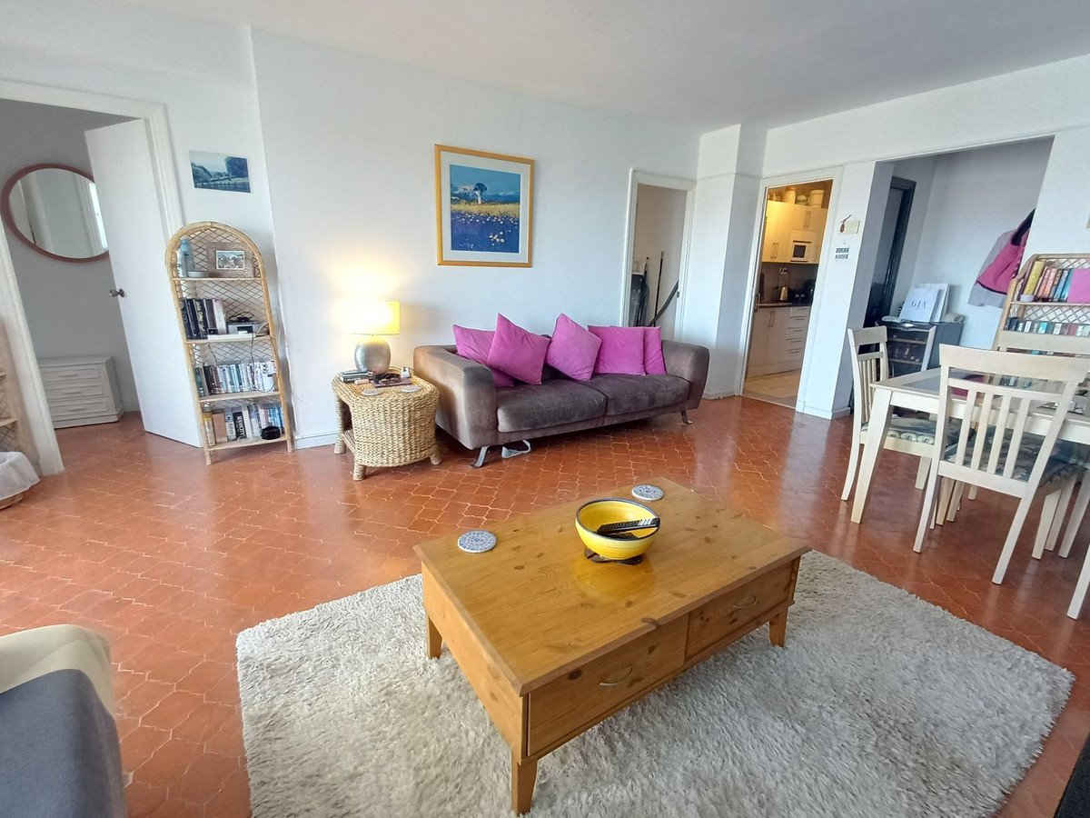 3 Bed Penthouse in La Campana