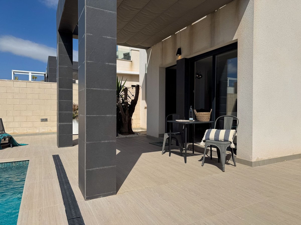 3 Bed Detached Villa in Rojales
