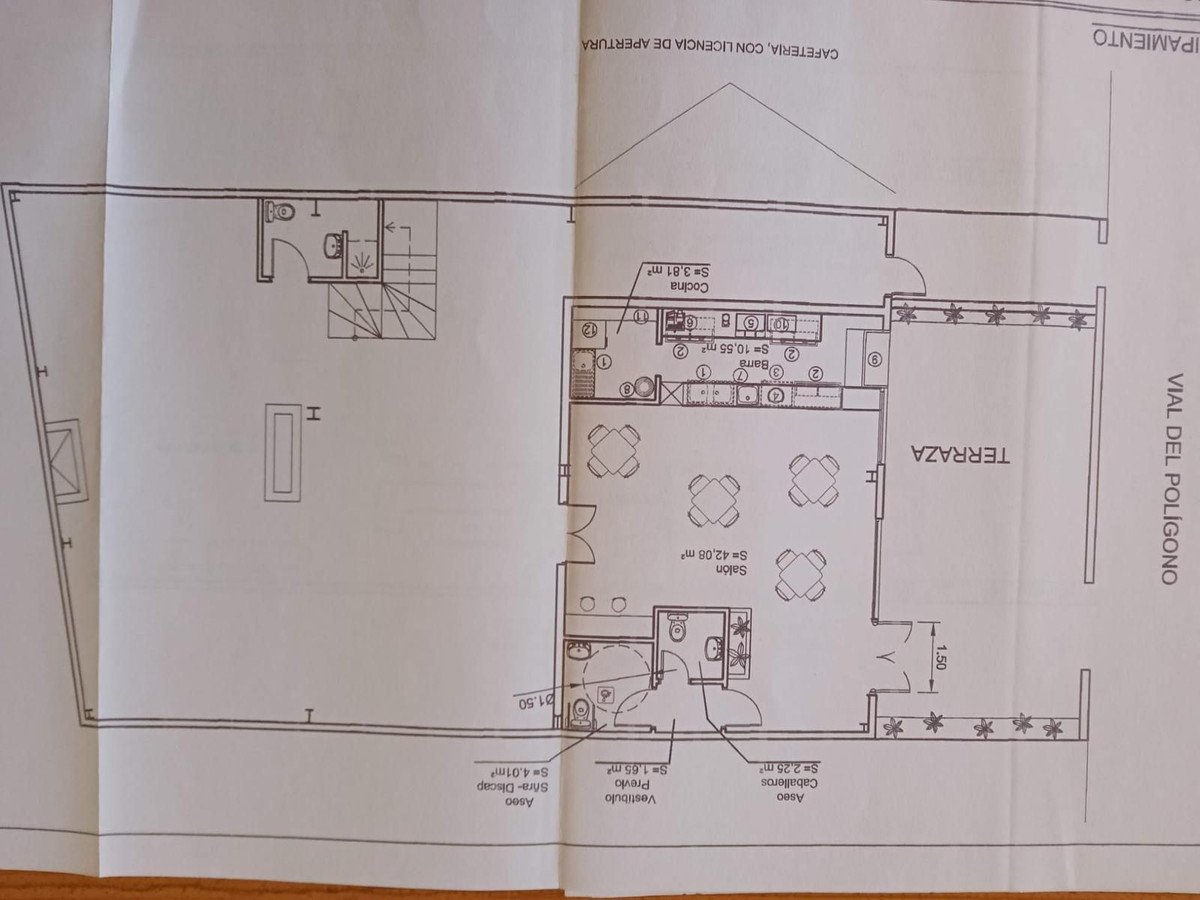 3 Bed Bar in Cádiz