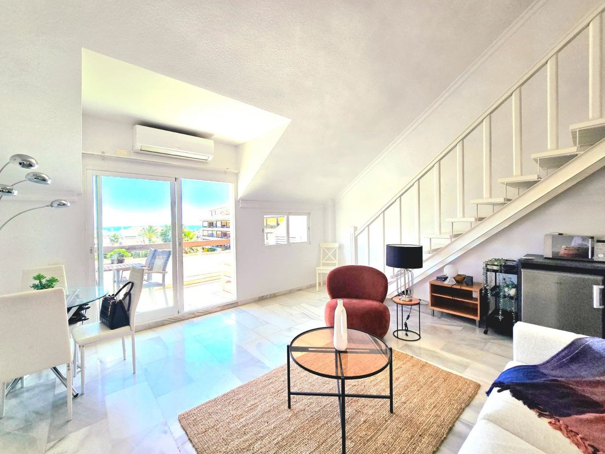 2 Bed Penthouse Duplex in The Golden Mile