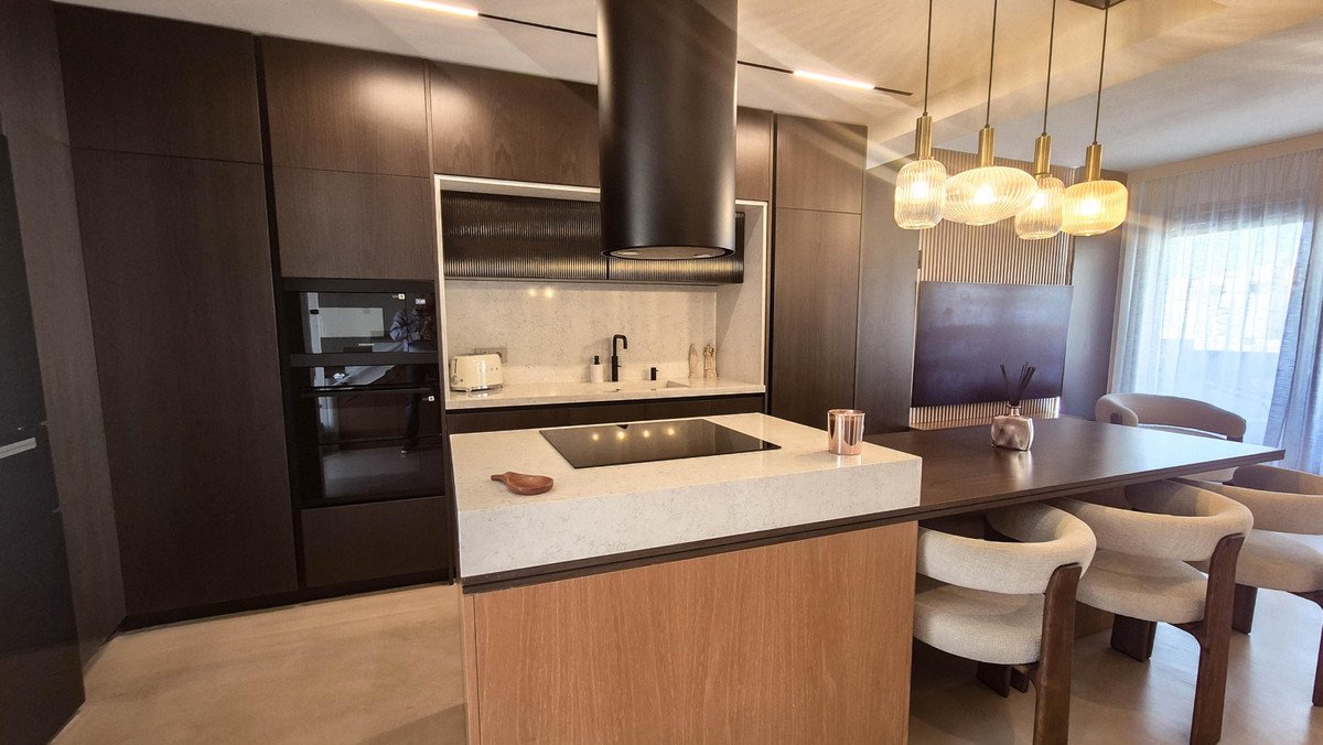 3 Bed Penthouse in Riviera del Sol