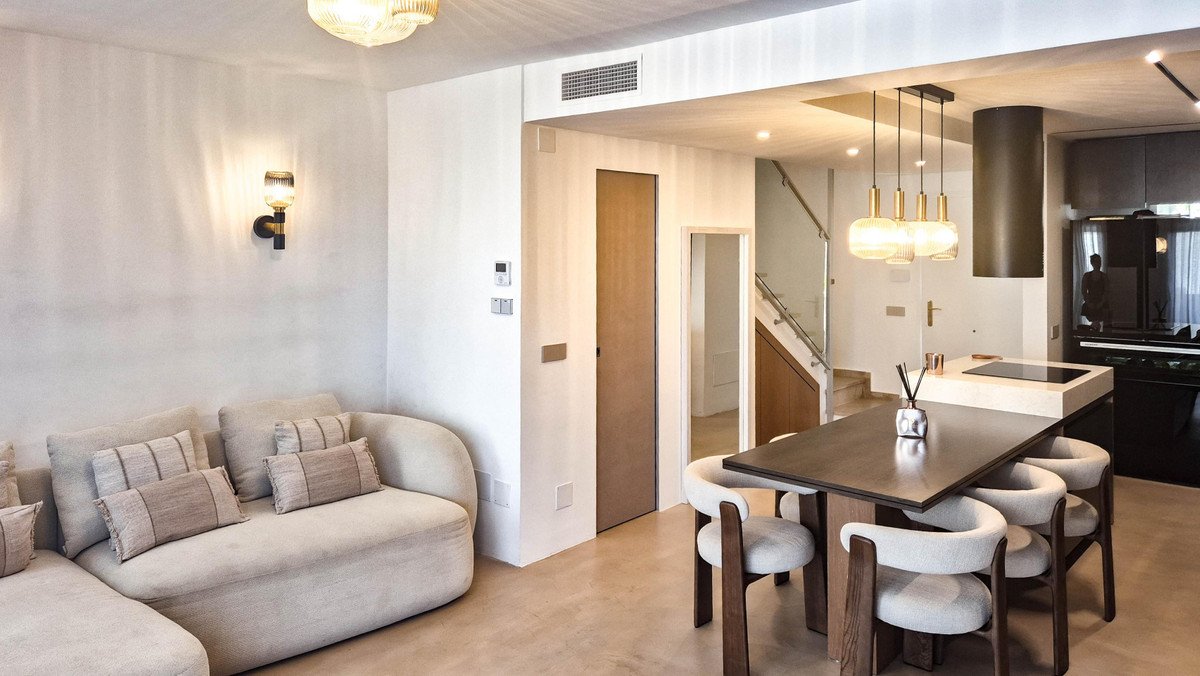 3 Bed Penthouse in Riviera del Sol