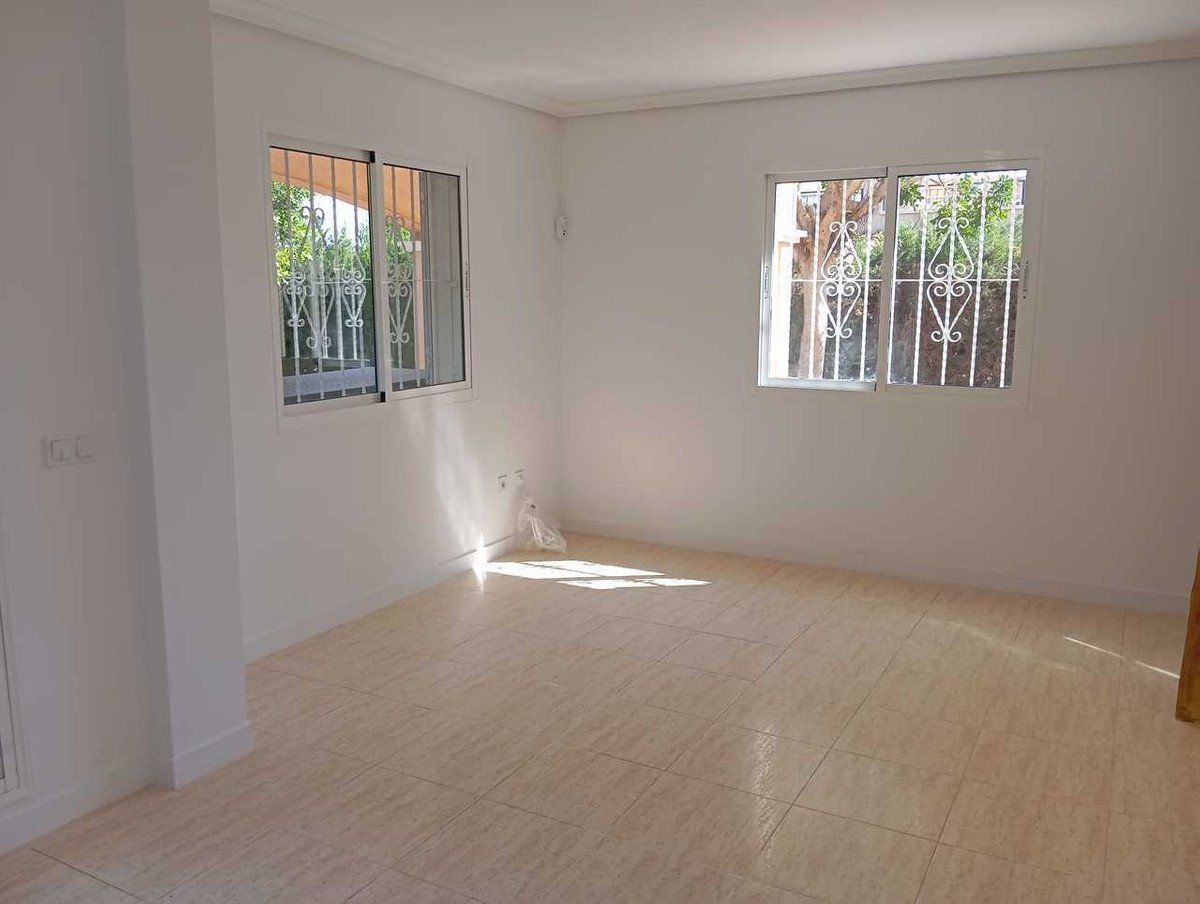 3 Bed Townhouse in Mil Palmeras
