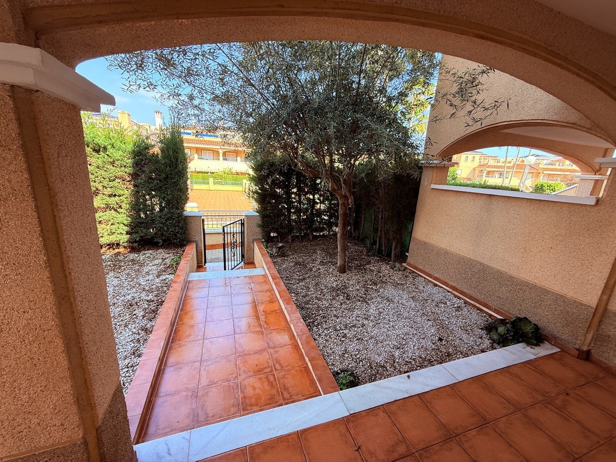 3 Bed Townhouse in Mil Palmeras