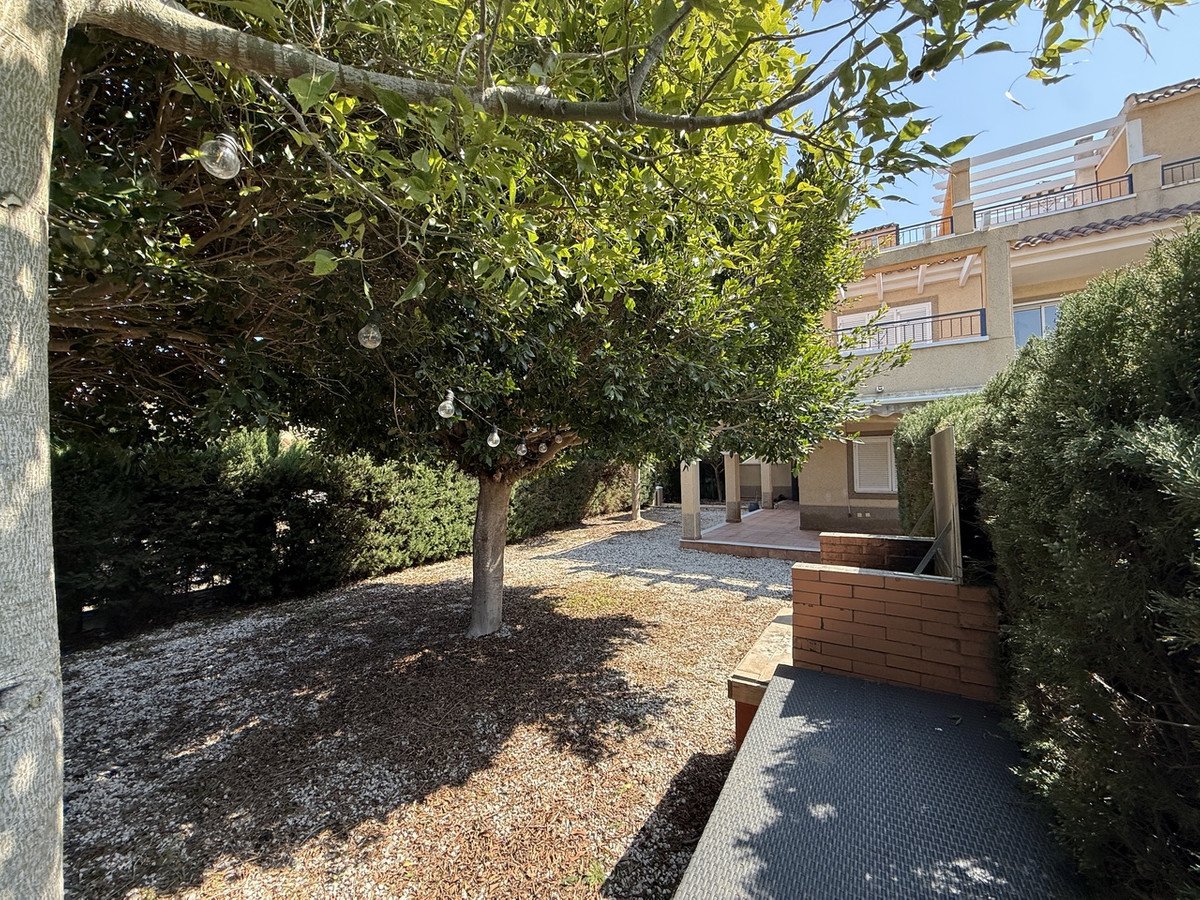 3 Bed Townhouse in Mil Palmeras