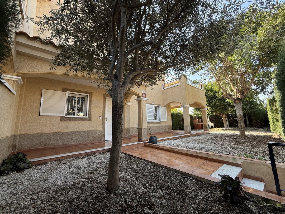 3 Bed Townhouse in Mil Palmeras