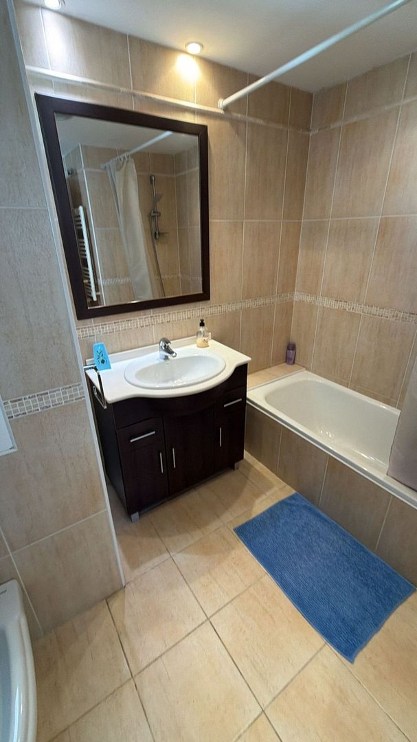 2 Bed Middle Floor Apartment in Nueva Andalucía
