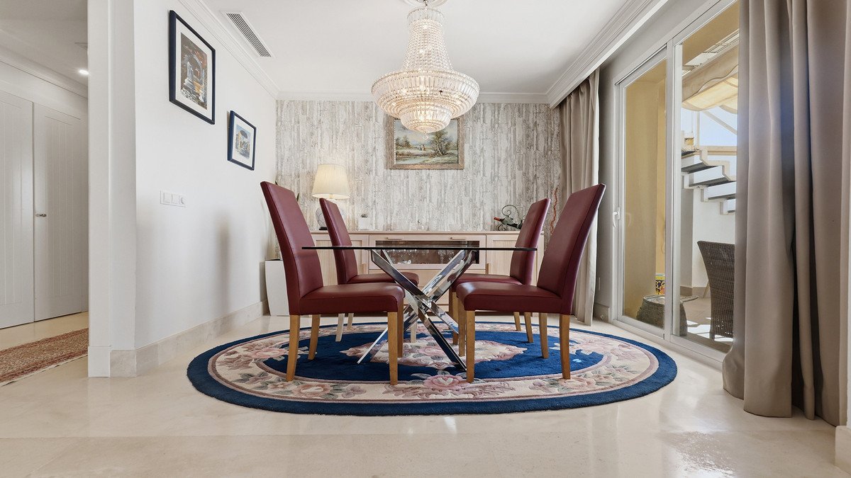 3 Bed Middle Floor Apartment in Doña Julia