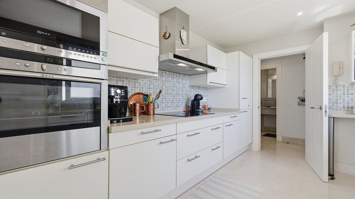 3 Bed Middle Floor Apartment in Doña Julia