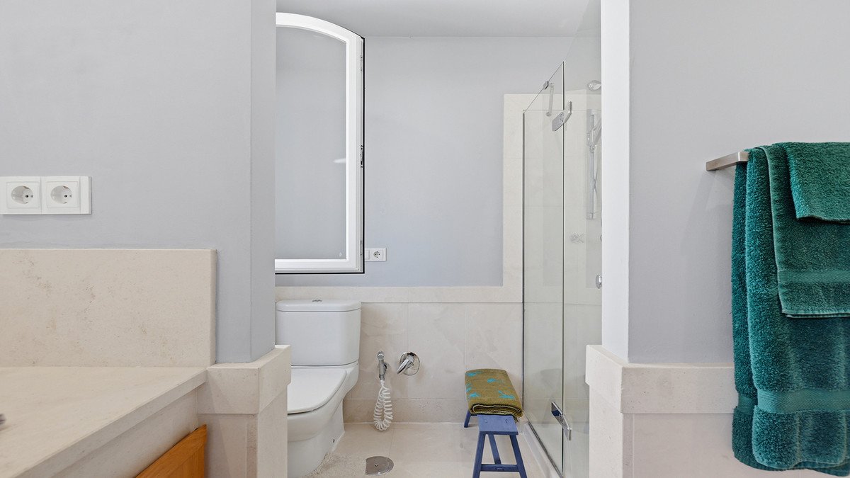 3 Bed Middle Floor Apartment in Doña Julia