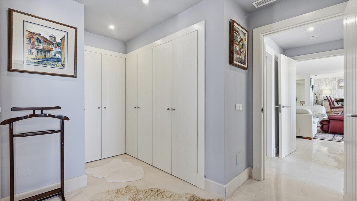 3 Bed Middle Floor Apartment in Doña Julia