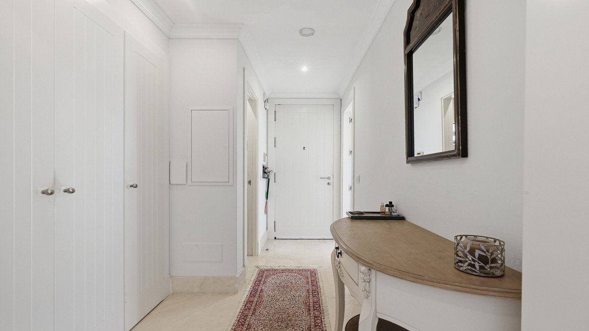 3 Bed Middle Floor Apartment in Doña Julia