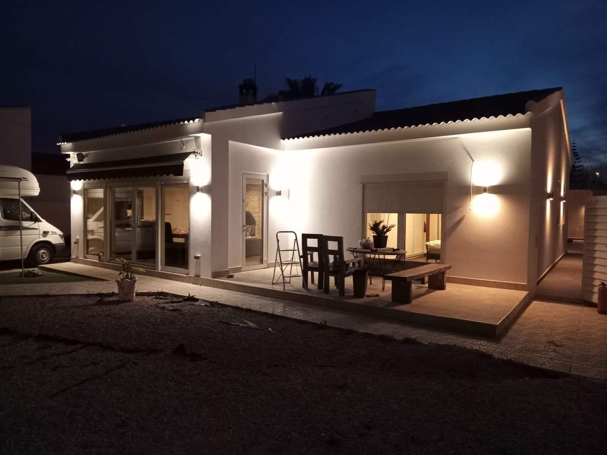 4 Bed Detached Villa in Lomas de Cabo Roig