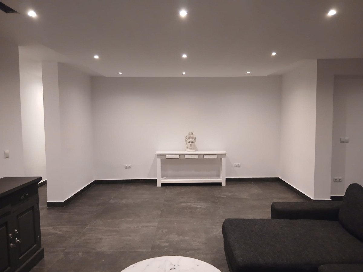 4 Bed Detached Villa in Lomas de Cabo Roig