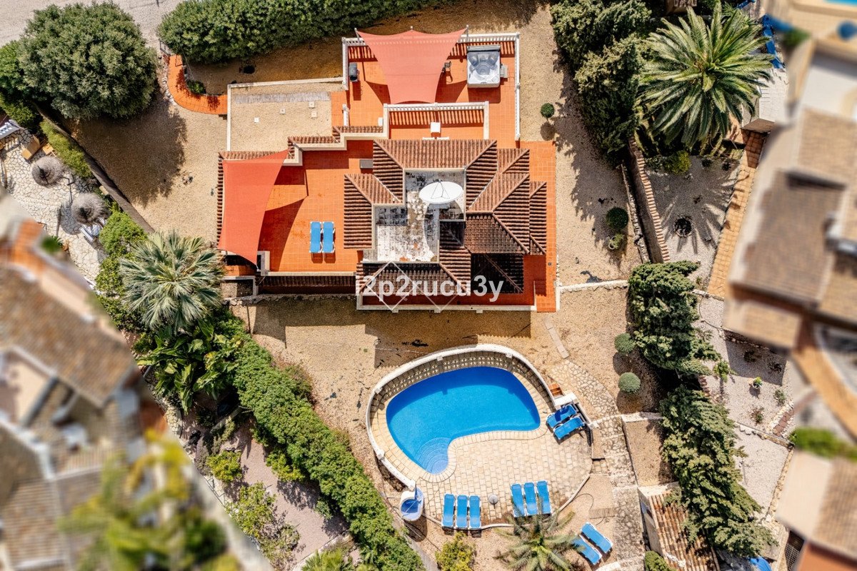 6 Bed Detached Villa in Moraira
