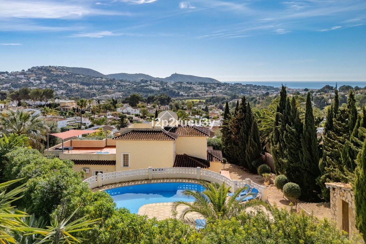 6 Bed Detached Villa in Moraira
