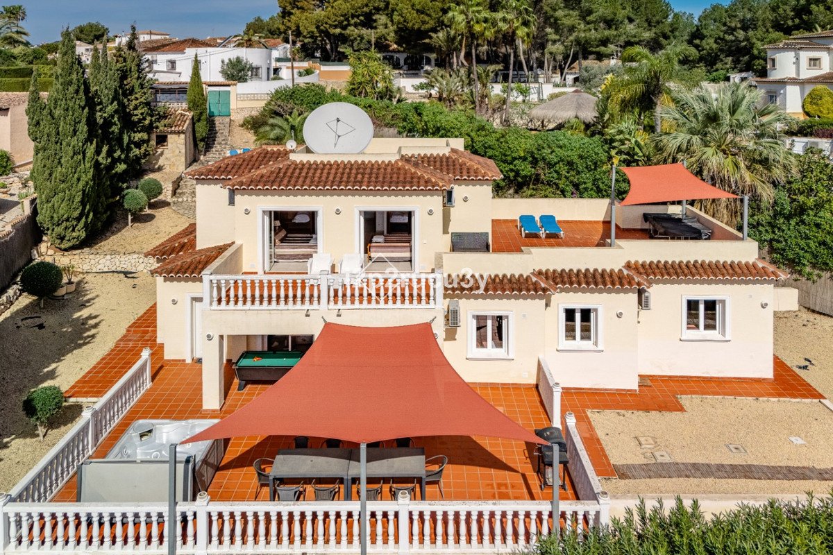 6 Bed Detached Villa in Moraira