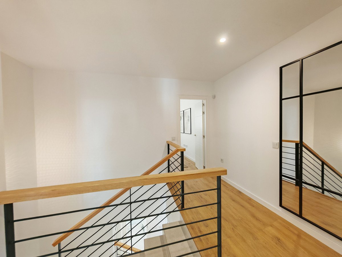 4 Bed Townhouse in El Chaparral