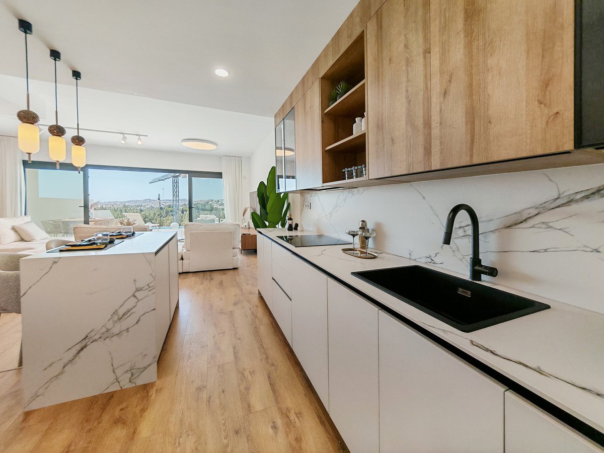 4 Bed Townhouse in El Chaparral
