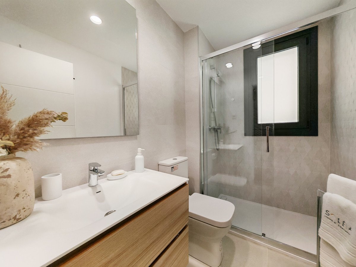 4 Bed Townhouse in El Chaparral