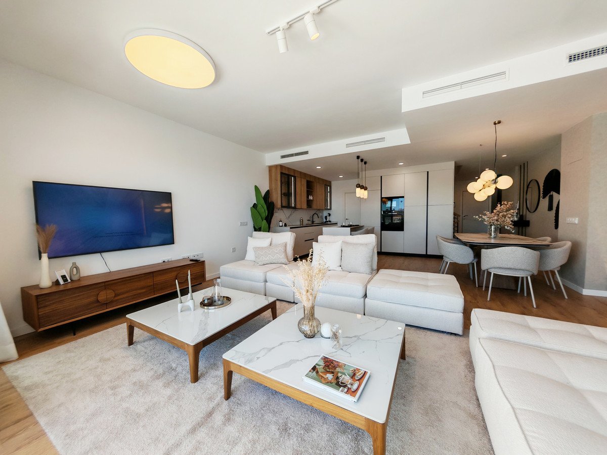 4 Bed Townhouse in El Chaparral
