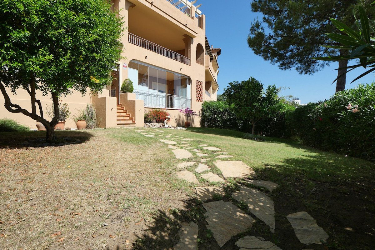 2 Bed Ground Floor Apartment in La Mairena
