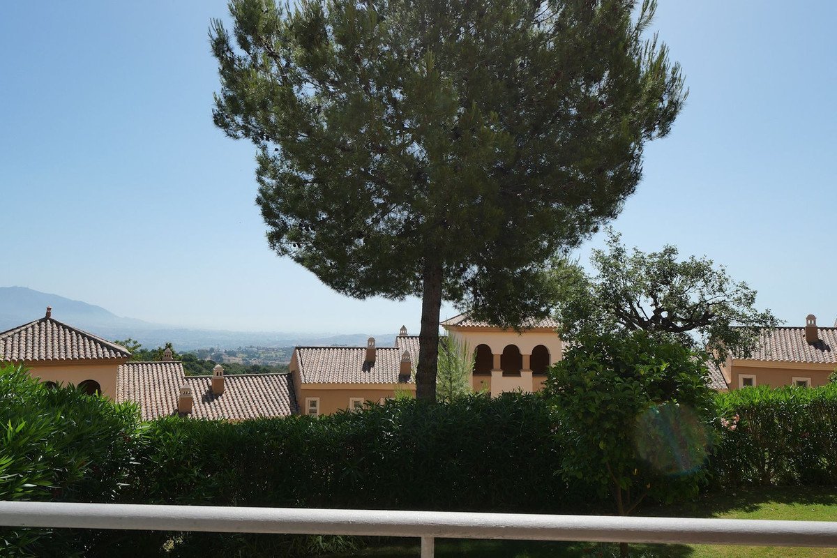 2 Bed Ground Floor Apartment in La Mairena