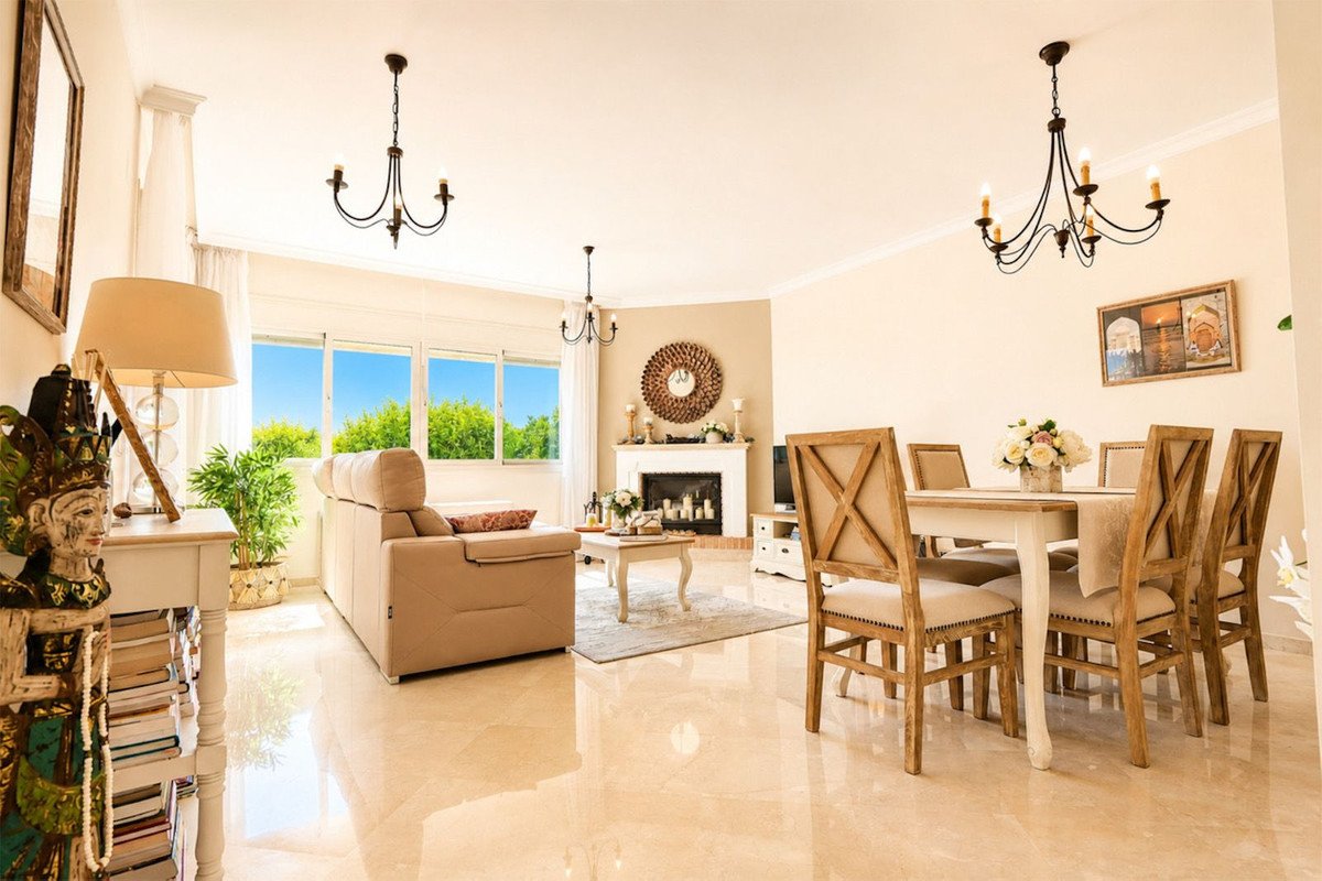 2 Bed Ground Floor Apartment in La Mairena