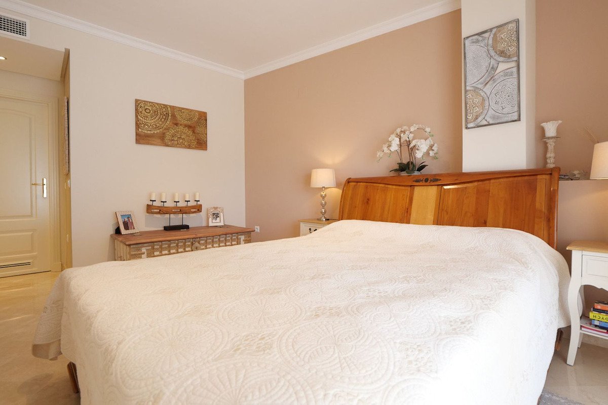 2 Bed Ground Floor Apartment in La Mairena