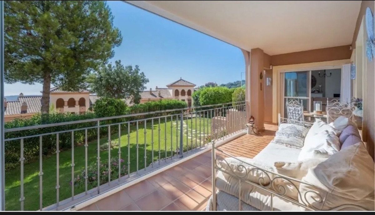 2 Bed Ground Floor Apartment in La Mairena