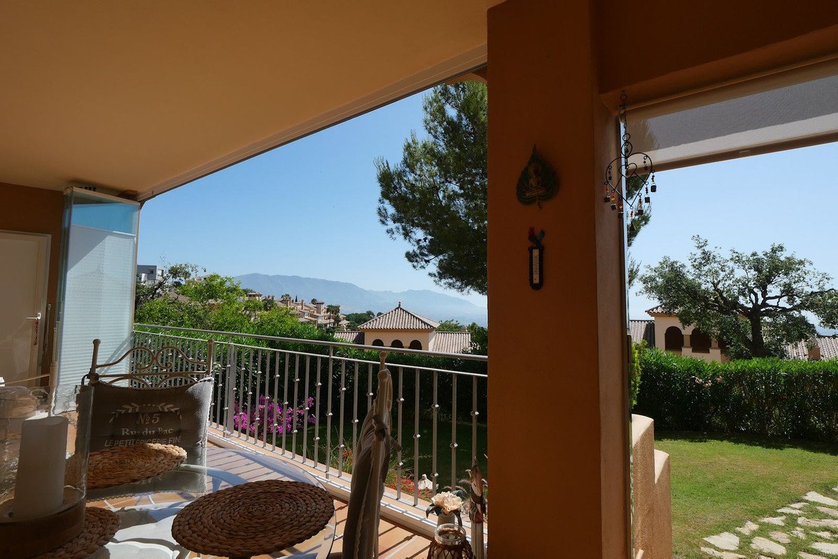 2 Bed Ground Floor Apartment in La Mairena