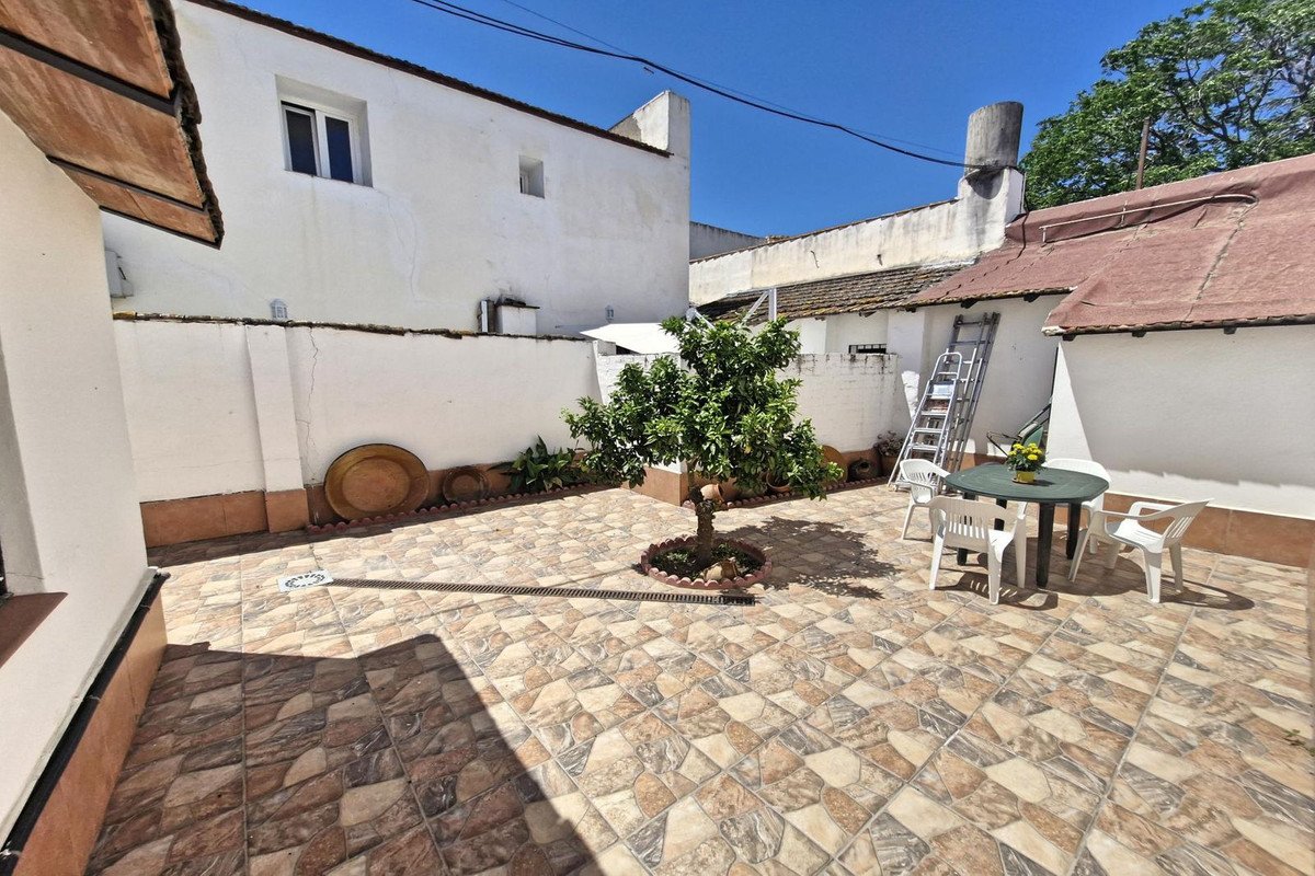 4 Bed Finca - Cortijo in Campanillas
