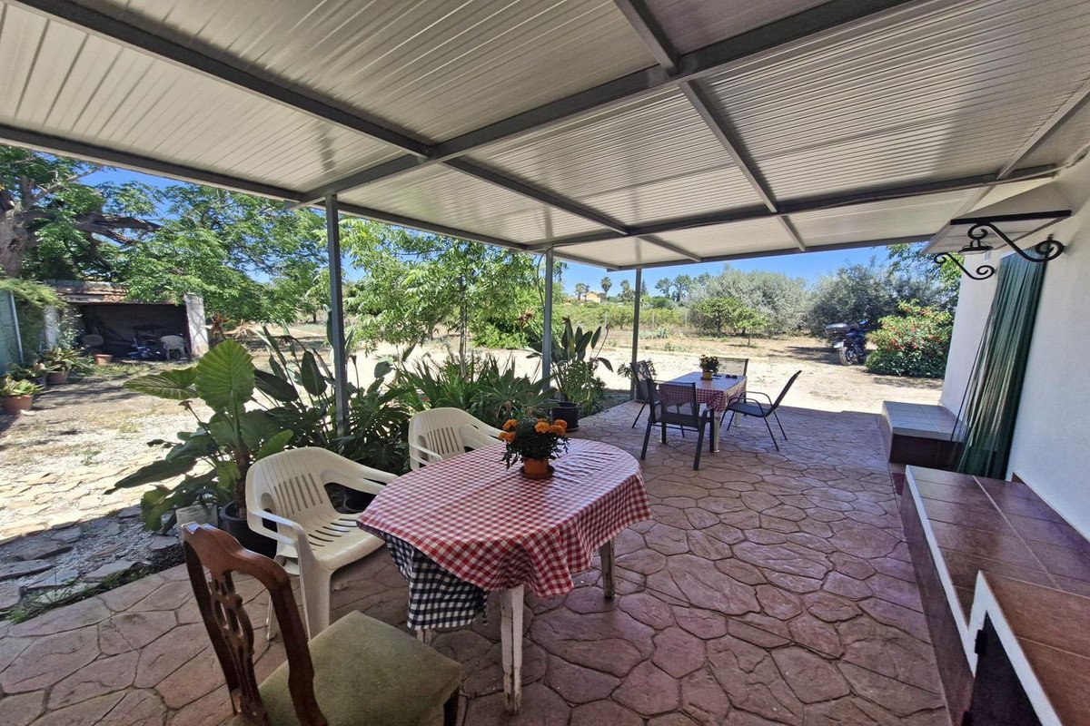 4 Bed Finca - Cortijo in Campanillas