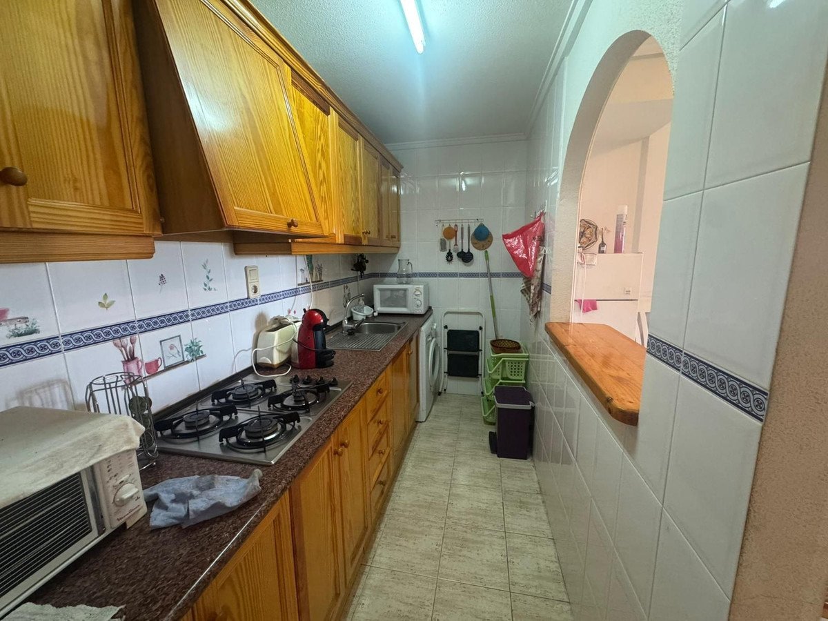 2 Bed Ground Floor Apartment in Torrevieja