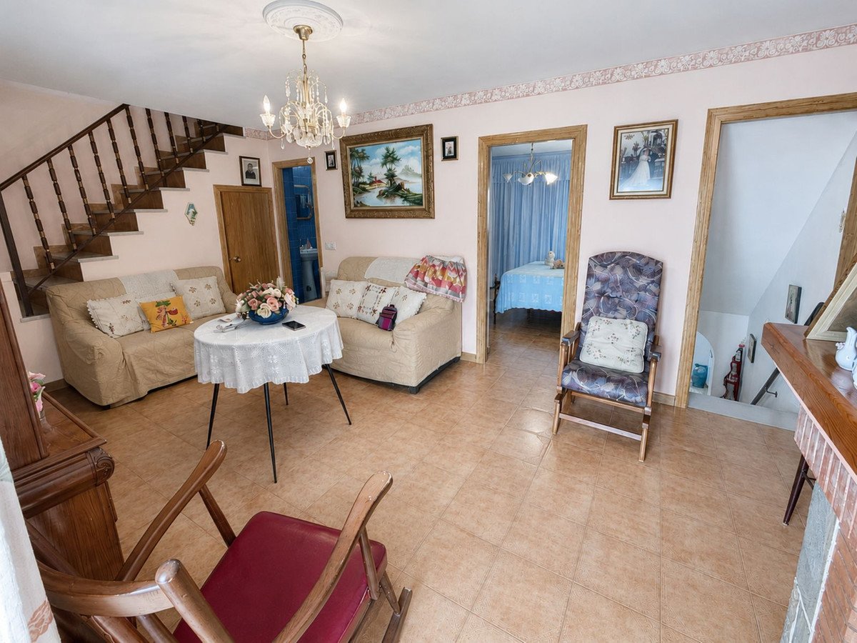 3 Bed Detached Villa in Casares