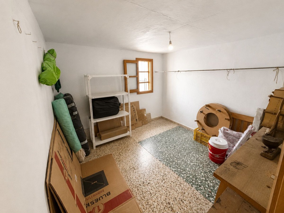3 Bed Detached Villa in Casares