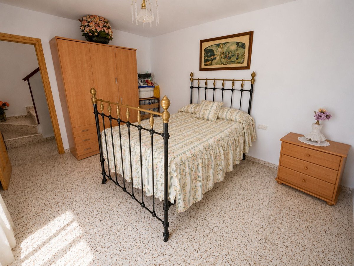 3 Bed Detached Villa in Casares