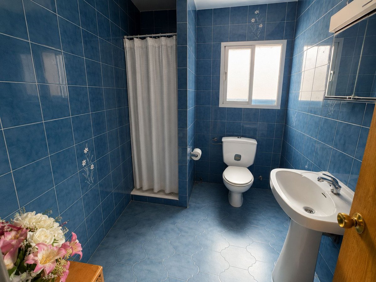 3 Bed Detached Villa in Casares