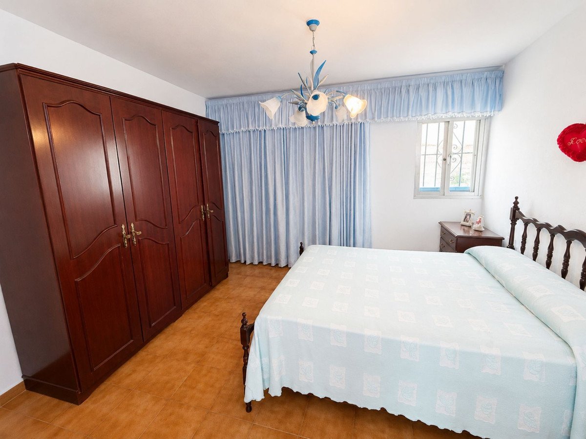 3 Bed Detached Villa in Casares