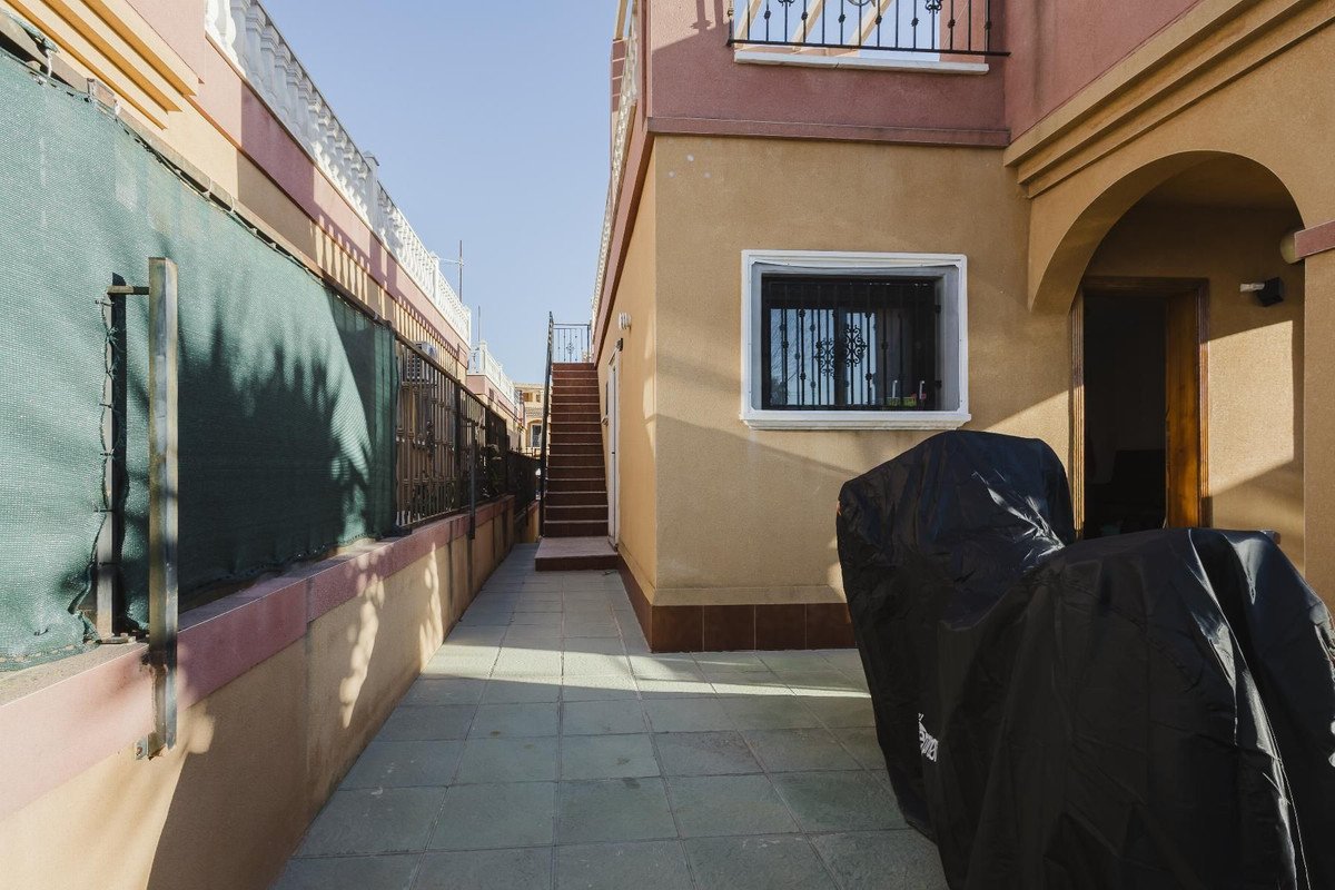 2 Bed Detached Villa in Aguas Nuevas