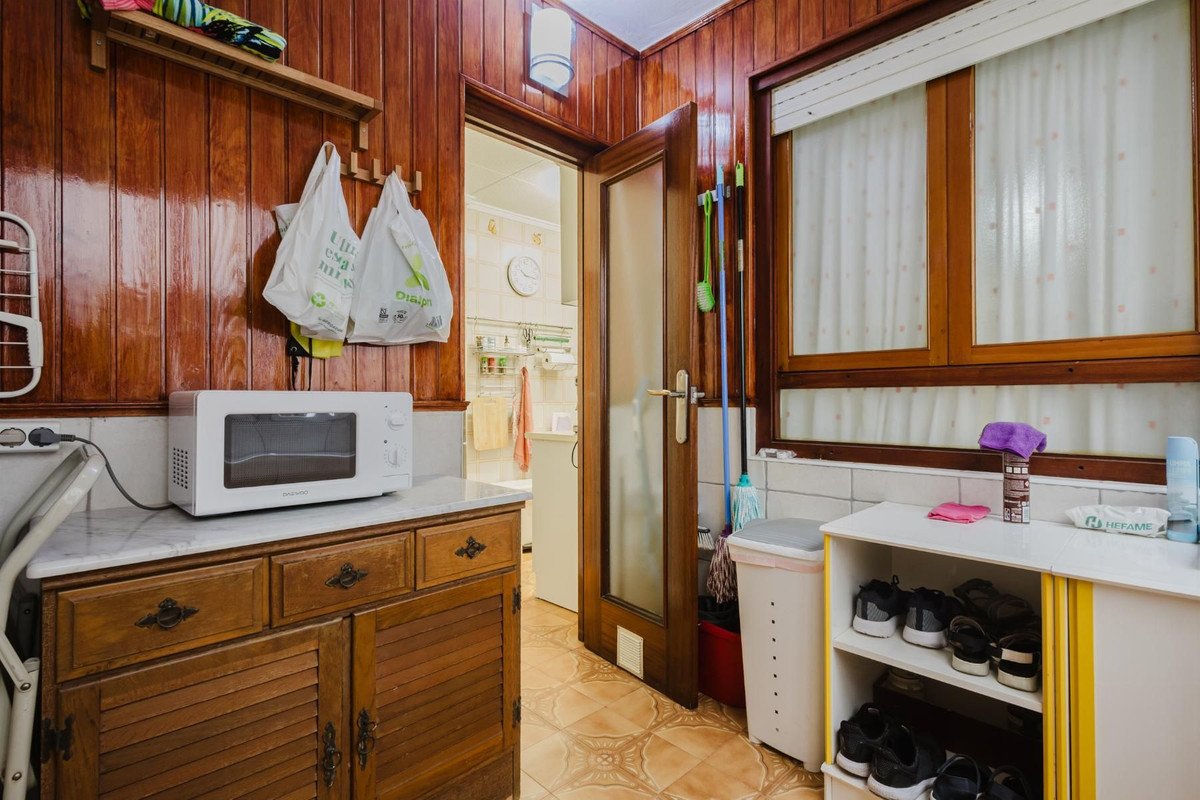 3 Bed Middle Floor Apartment in Torrevieja