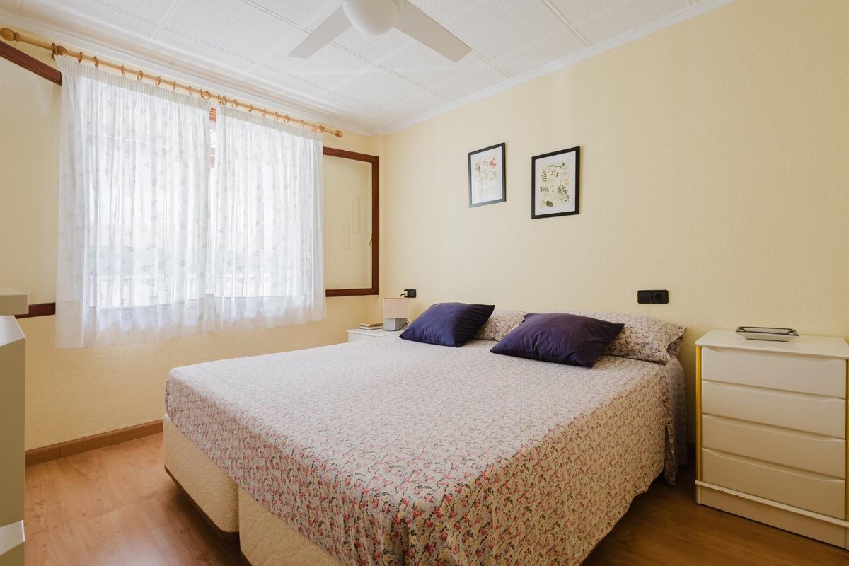 3 Bed Middle Floor Apartment in Torrevieja