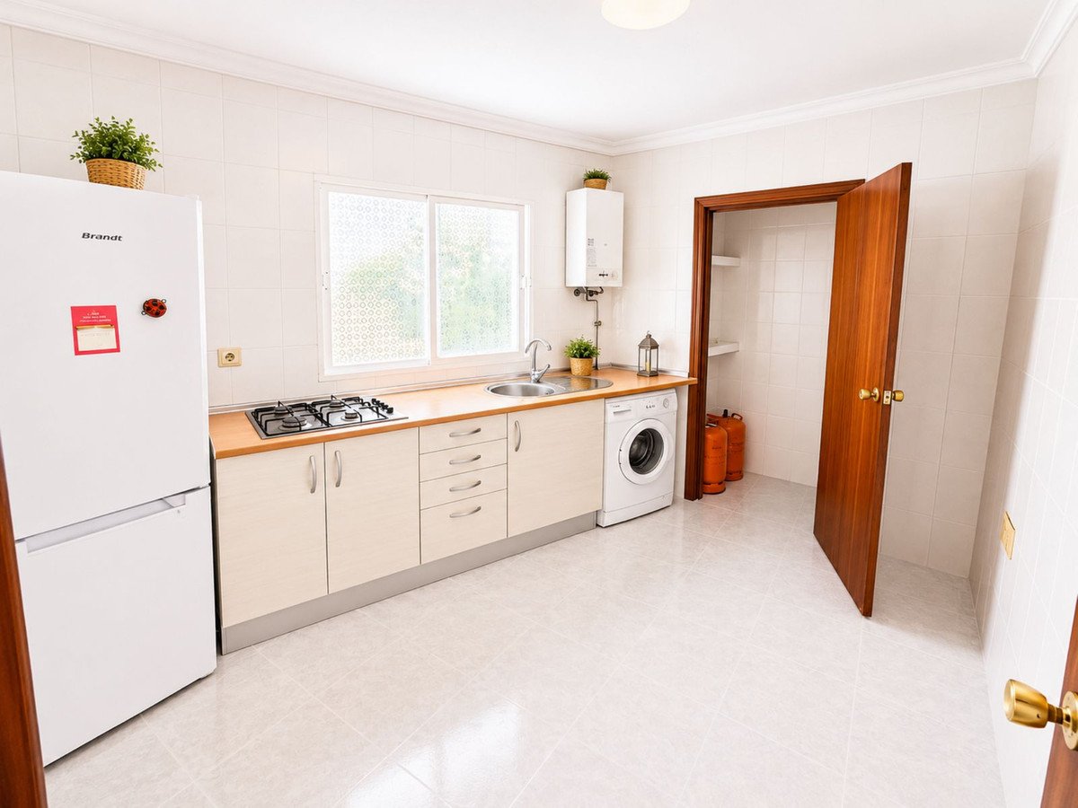 3 Bed Detached Villa in Casares