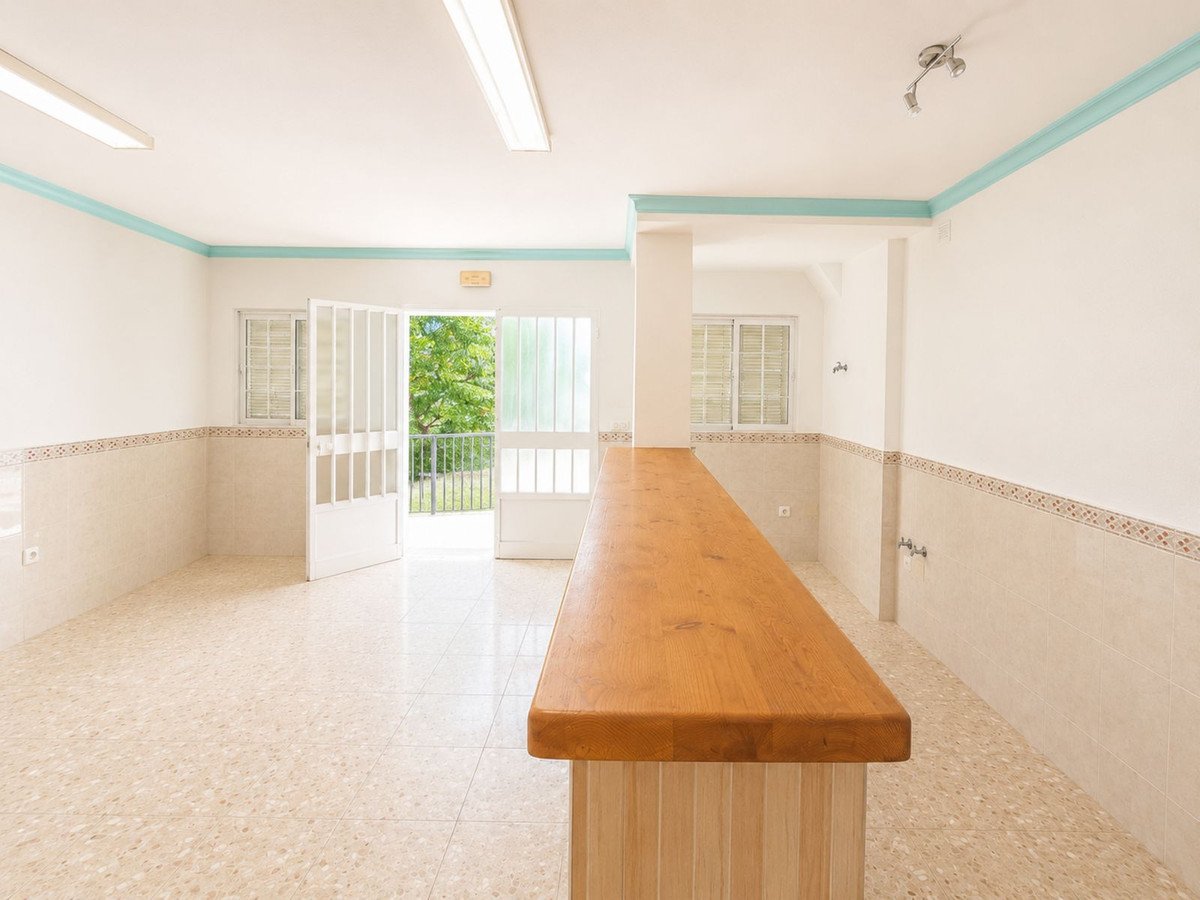 3 Bed Detached Villa in Casares