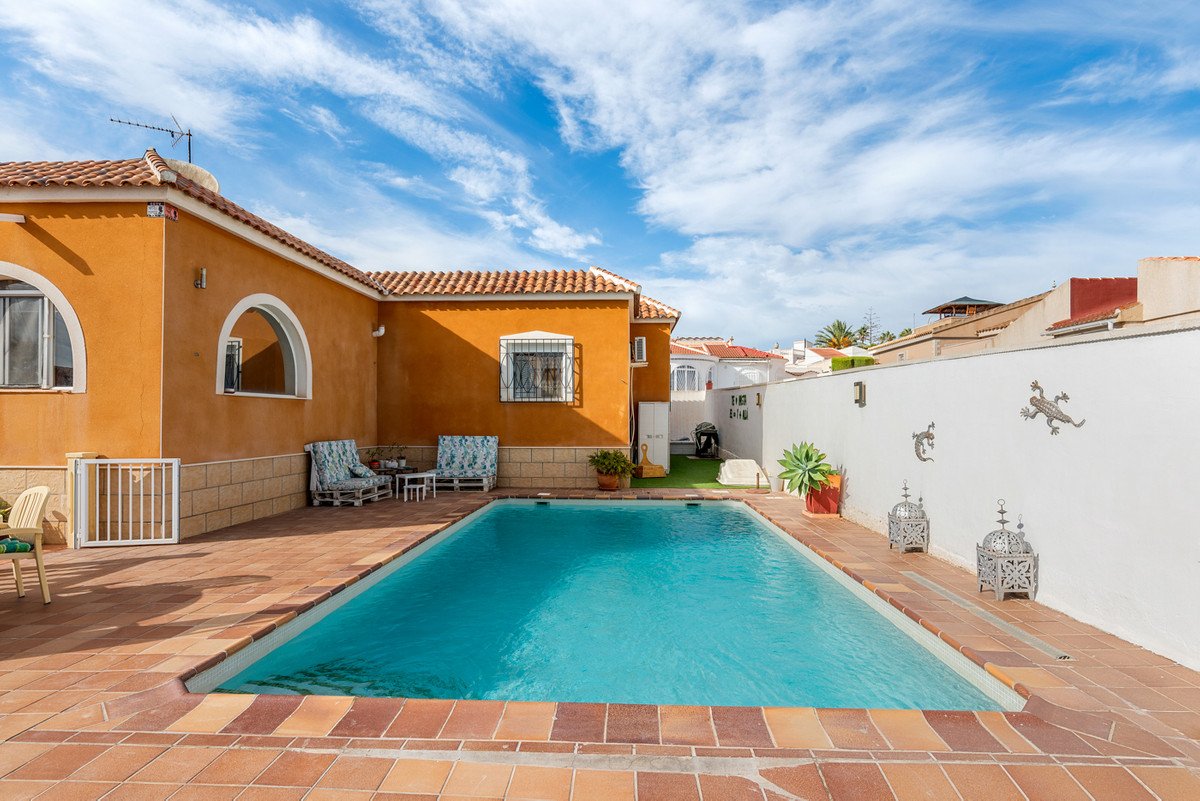 4 Bed Detached Villa in Ciudad Quesada