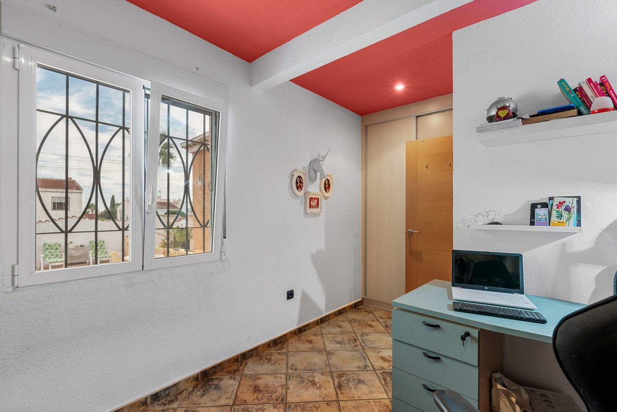 4 Bed Detached Villa in Ciudad Quesada