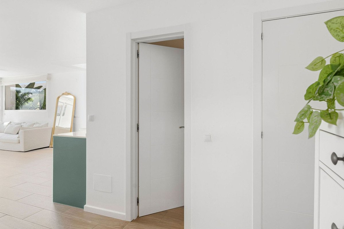 2 Bed Penthouse Duplex in Nueva Andalucía