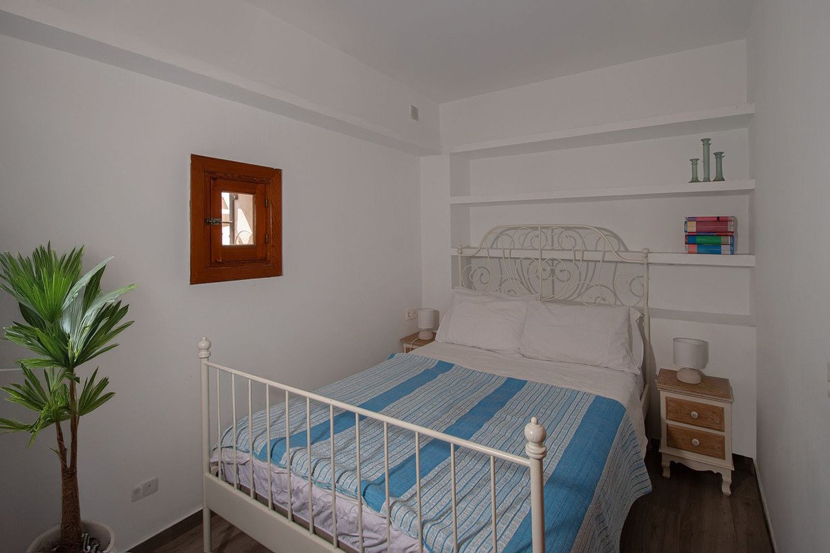 3 Bed Detached Villa in La Herradura