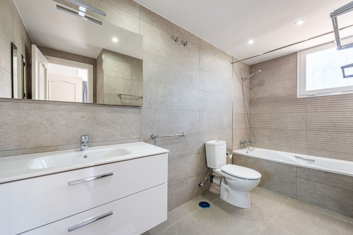 4 Bed Townhouse in Atalaya